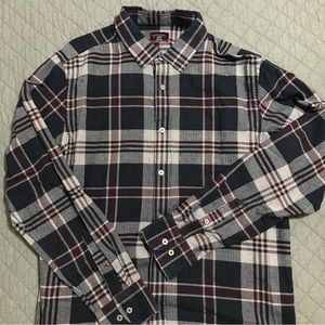 Untuckit Slim Fit Men's Flannel Button Down Size Large